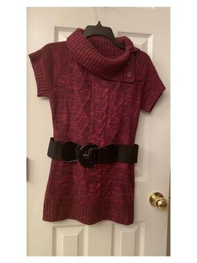 No Boundaries Women’s Red Black Short Sleeve Sweater Knit Belt Small 3-5